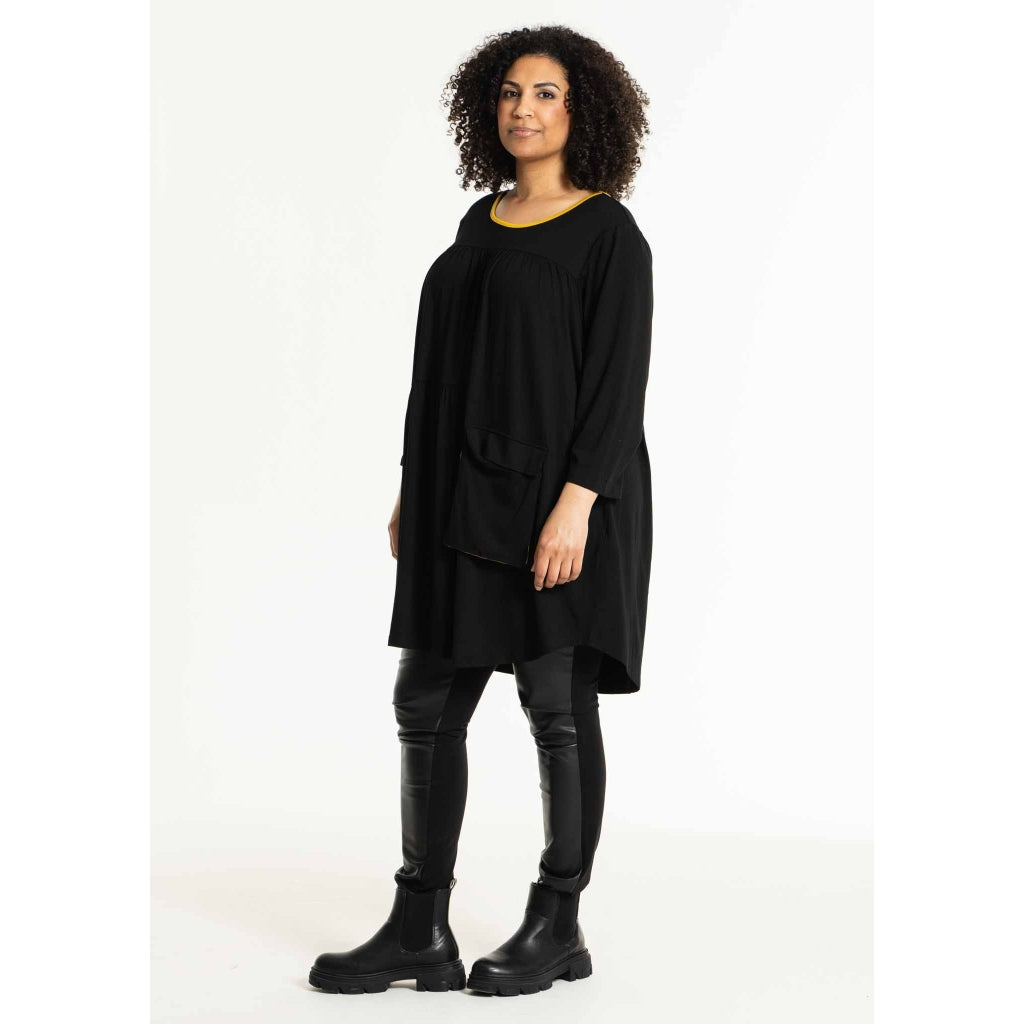 Studio SDora Tunic Tunic Black/Curry