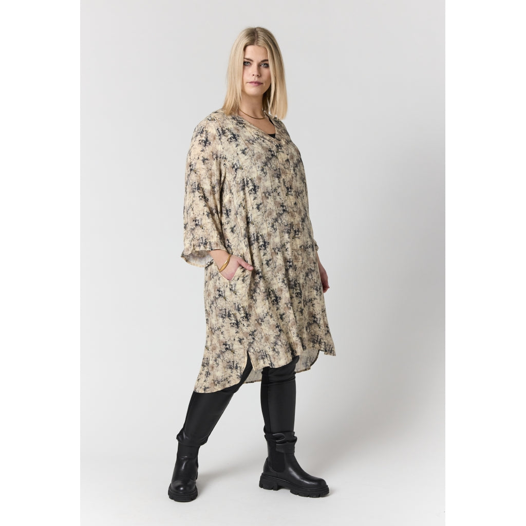 Studio SElma Tunic Tunic Sand lures stripe