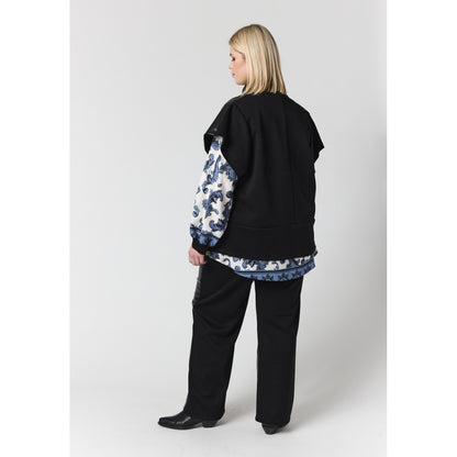 Studio SEloria Jacket with short sleeves Jacket Black