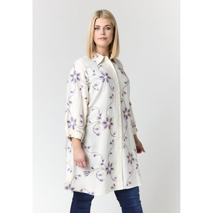 Studio SEmilie Shirt Shirt Sand with blue embroidery