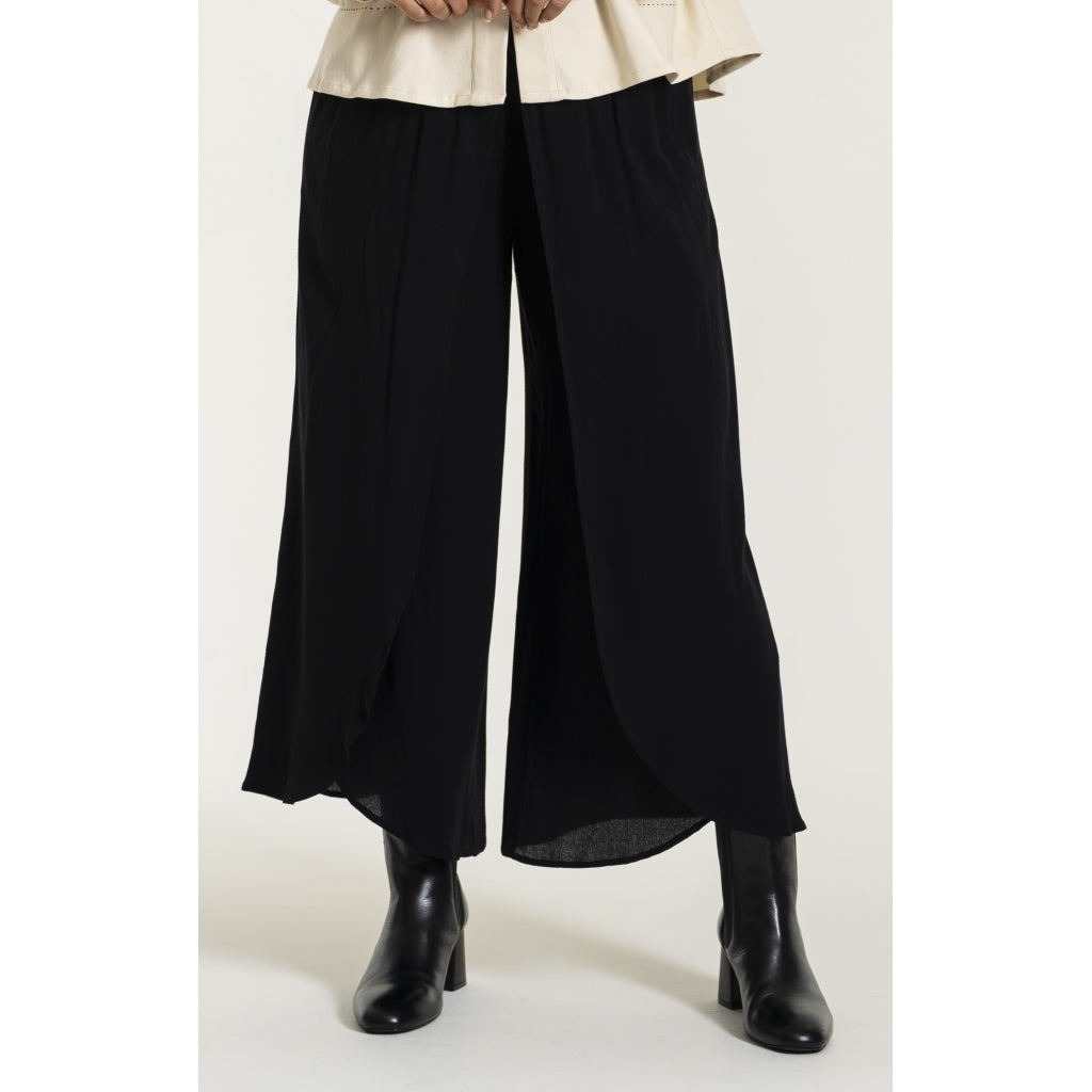 Studio SFylla Trousers Trousers Black