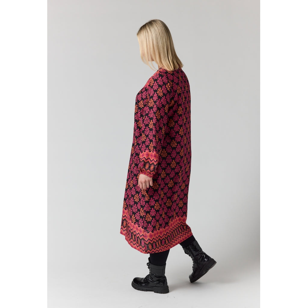 Studio SLaura Dress Dress Board black-pink and orange