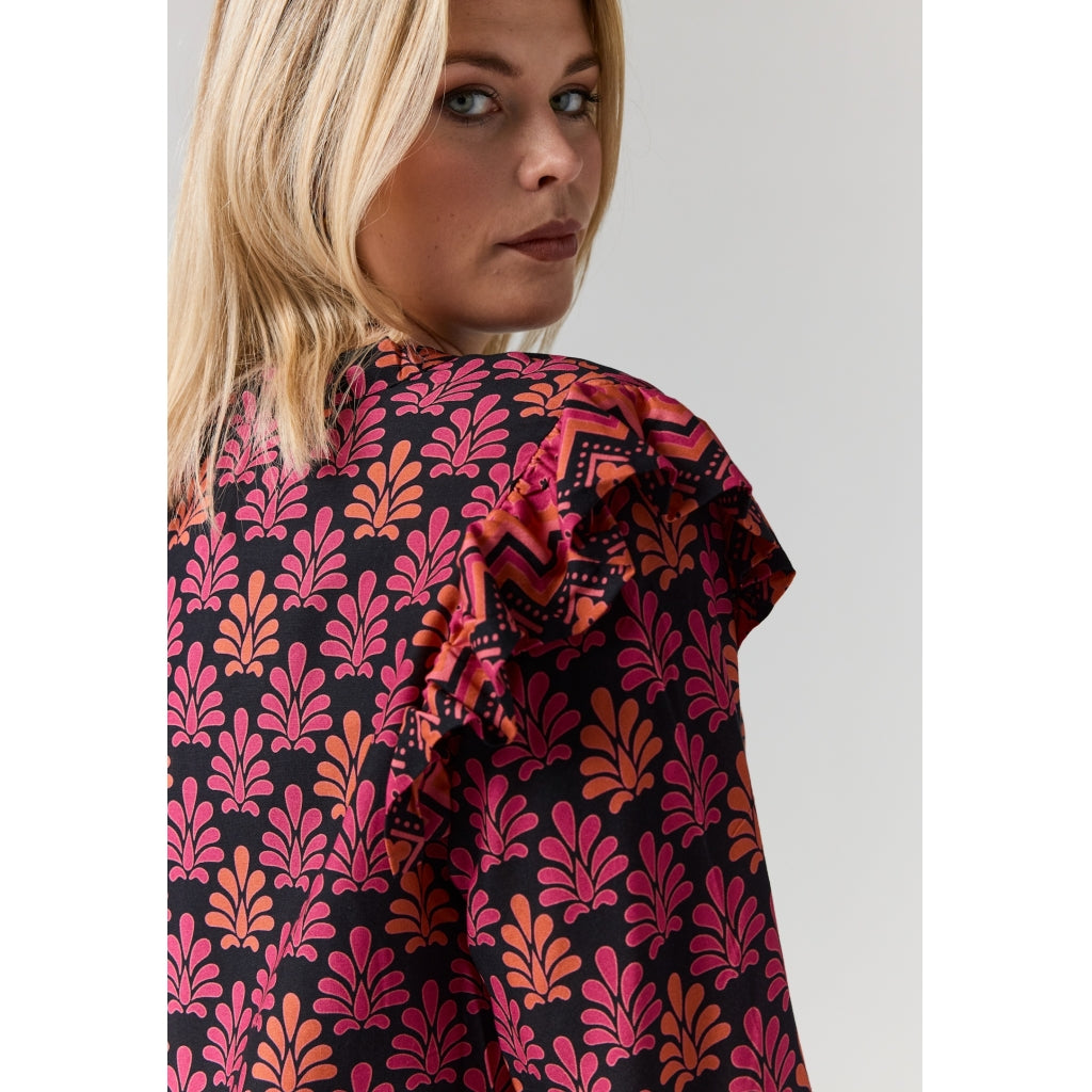 Studio SLiva-Sofie Blouse Blouse Board black-pink and orange