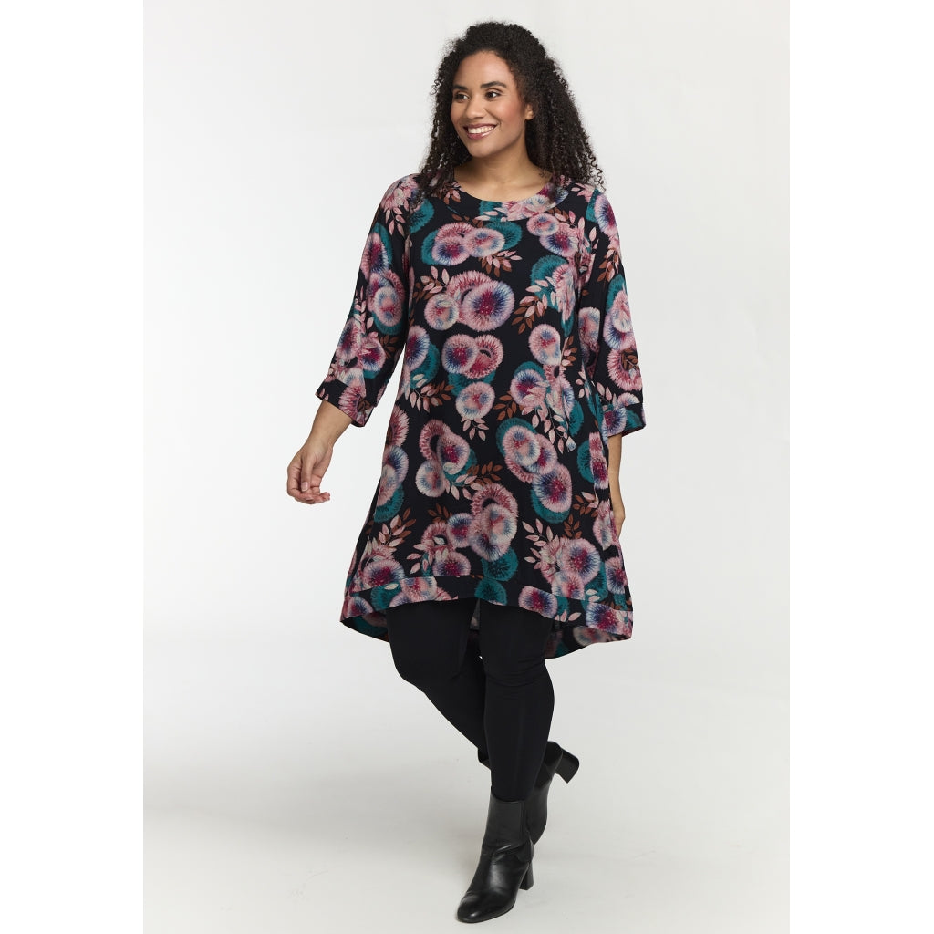 Studio SLonetta Dress with pockets Dress Big pink flowers