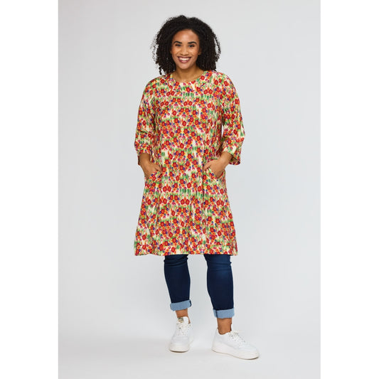Studio SLonetta Dress with pockets Dress Red flower print