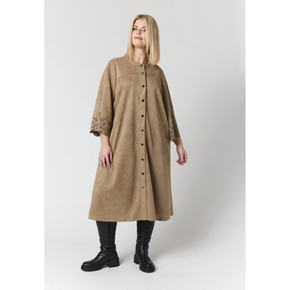 Studio SMirielle Dress Dress Light Brown