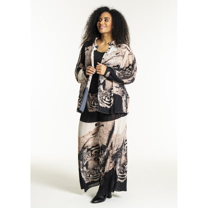 Studio SNatasja plisse trousers Trousers Black + leon face