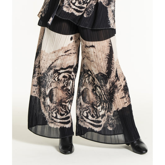 Studio SNatasja plisse trousers Trousers Black + leon face