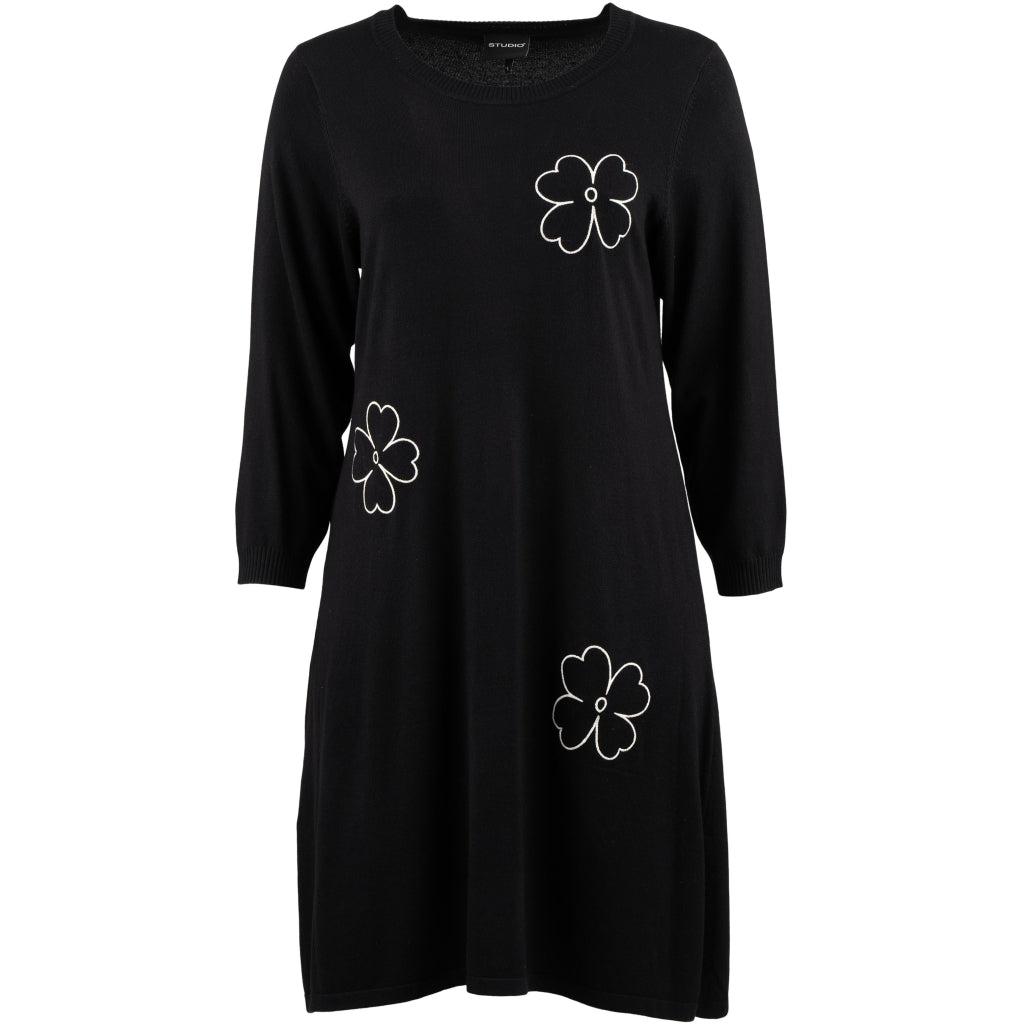 Studio SNoelle Knitted dress Dress Black