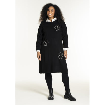 Studio SNoelle Knitted dress Dress Black