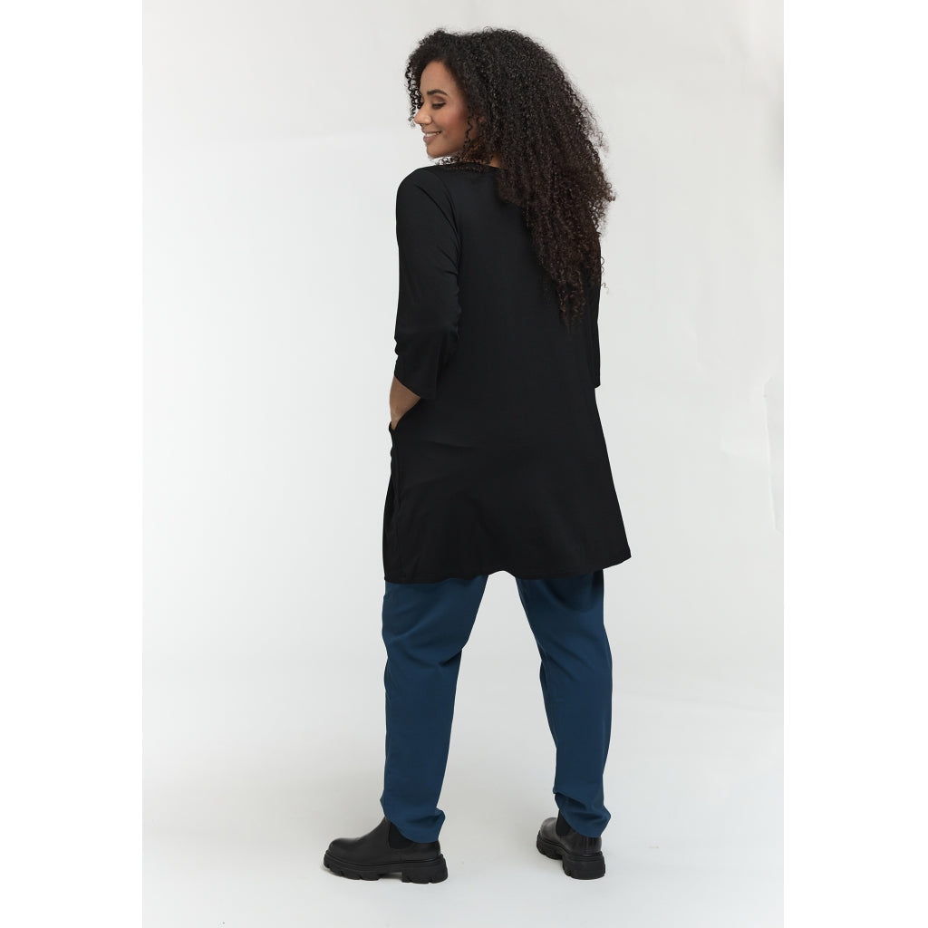 Studio SRonja Tunic Tunic Black with petrol