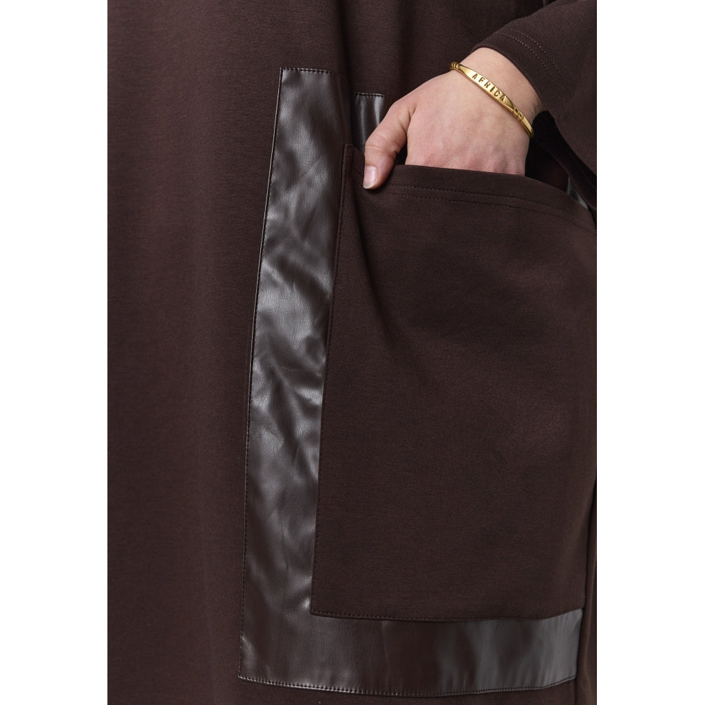 Studio STahlia Dress with leather pocket Dress Brown