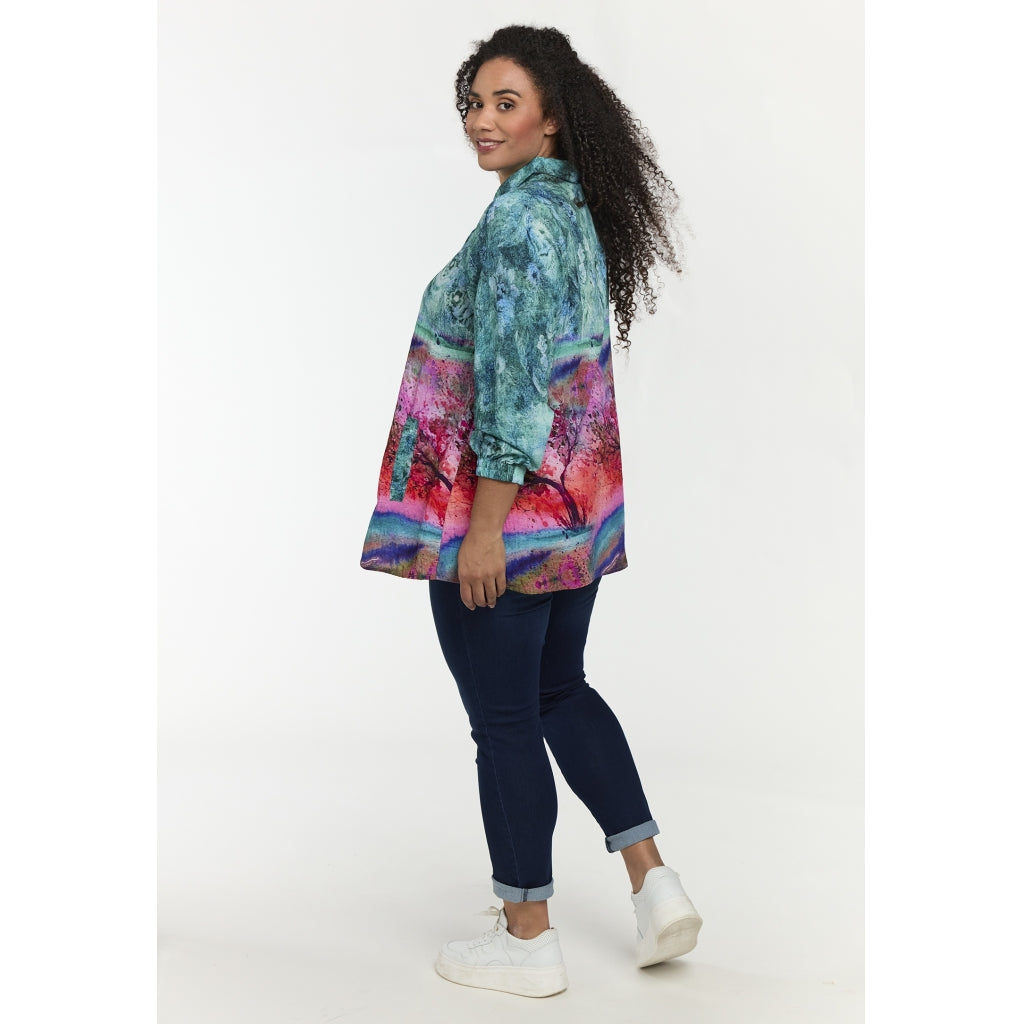 Studio SVilma Shirt Shirt Blue with pink board