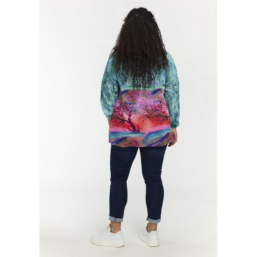 Studio SVilma Shirt Shirt Blue with pink board