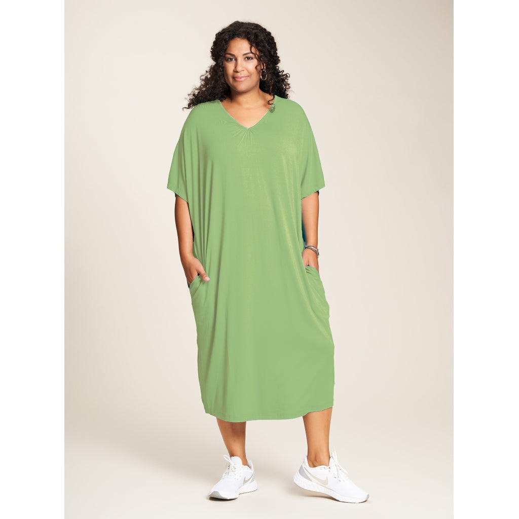 Studio Trine Dress Dress Lime